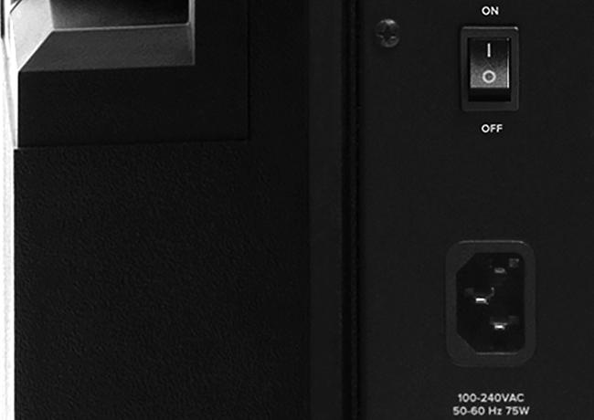 MACKIE THUMP12A 12” POWERED LOUDSPEAKER MACKIE THUMP12A ตู้ลำโพงมีแอมป์ในตัว ขนาด 12นิ้ว คลาส D 1300 วัตต์ MACKIE THUMP12A ลำโพง Active